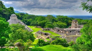 Corazon Maya con Palenque